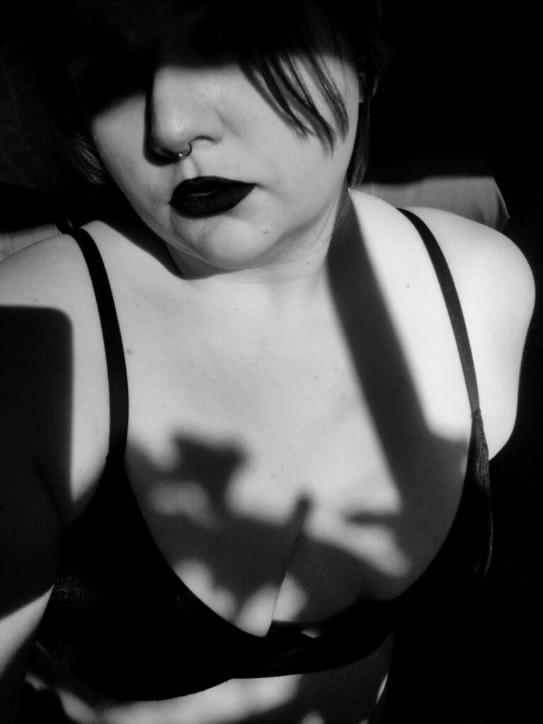 Avery Leigh OnlyFans - @averyleigh