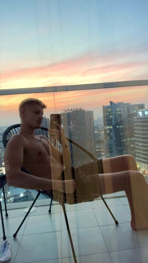 Bates OnlyFans - @b8ts02