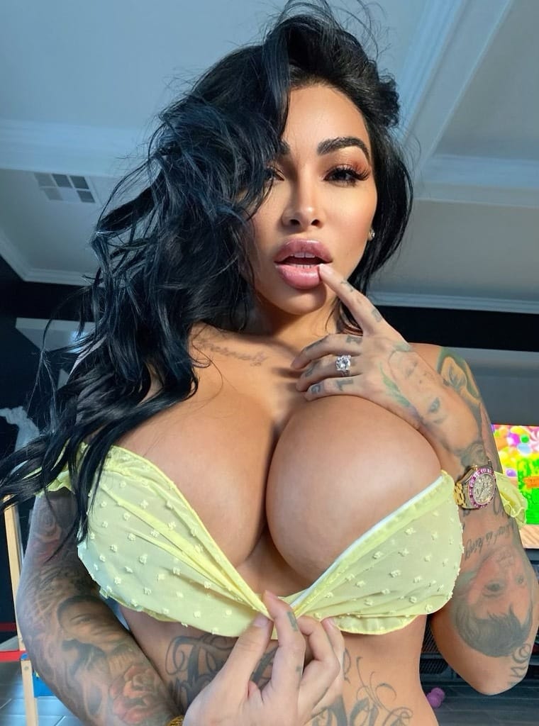 Brittanya OnlyFans - @brittanya2horny