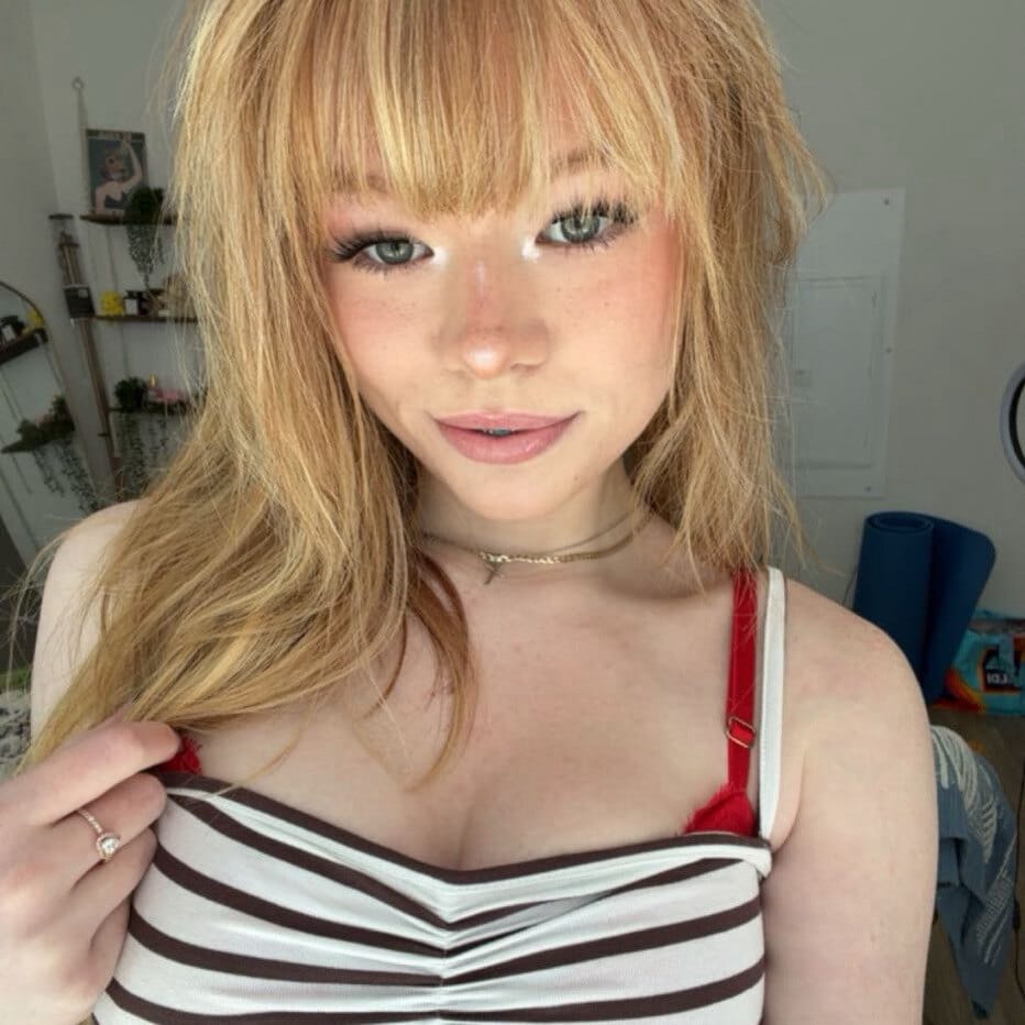 Charlotte OnlyFans - @charlottelive