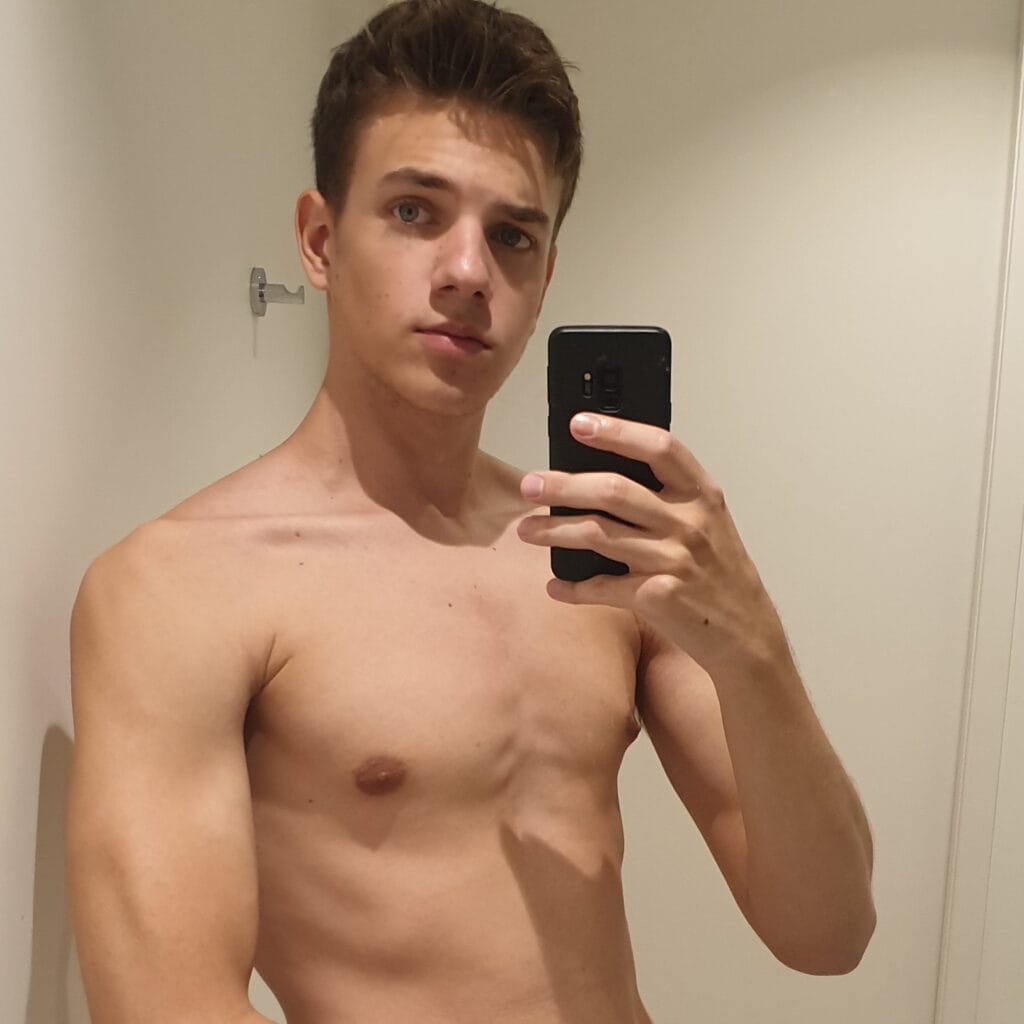 Connor Peters OnlyFans - @connorpeters