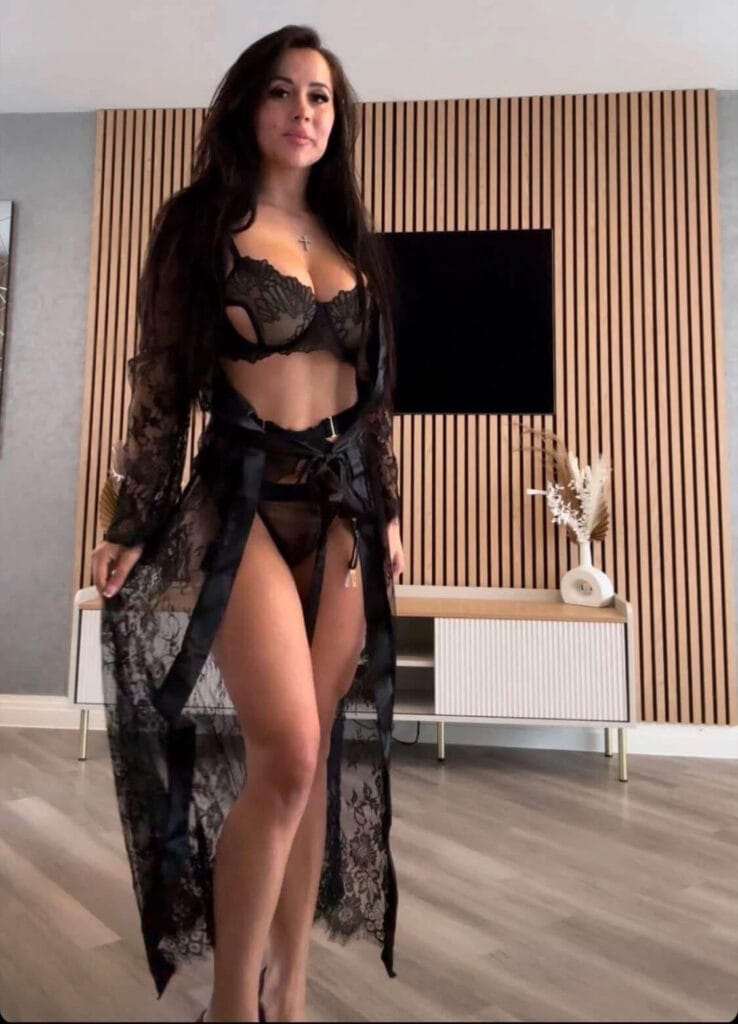 Elena Xonia OnlyFans - @elenaxonia