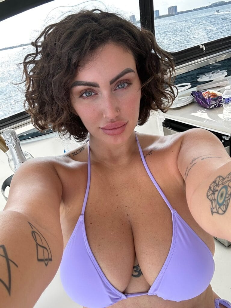 Franncchii (#1 ASS ON OF ) OnlyFans - @franncchii