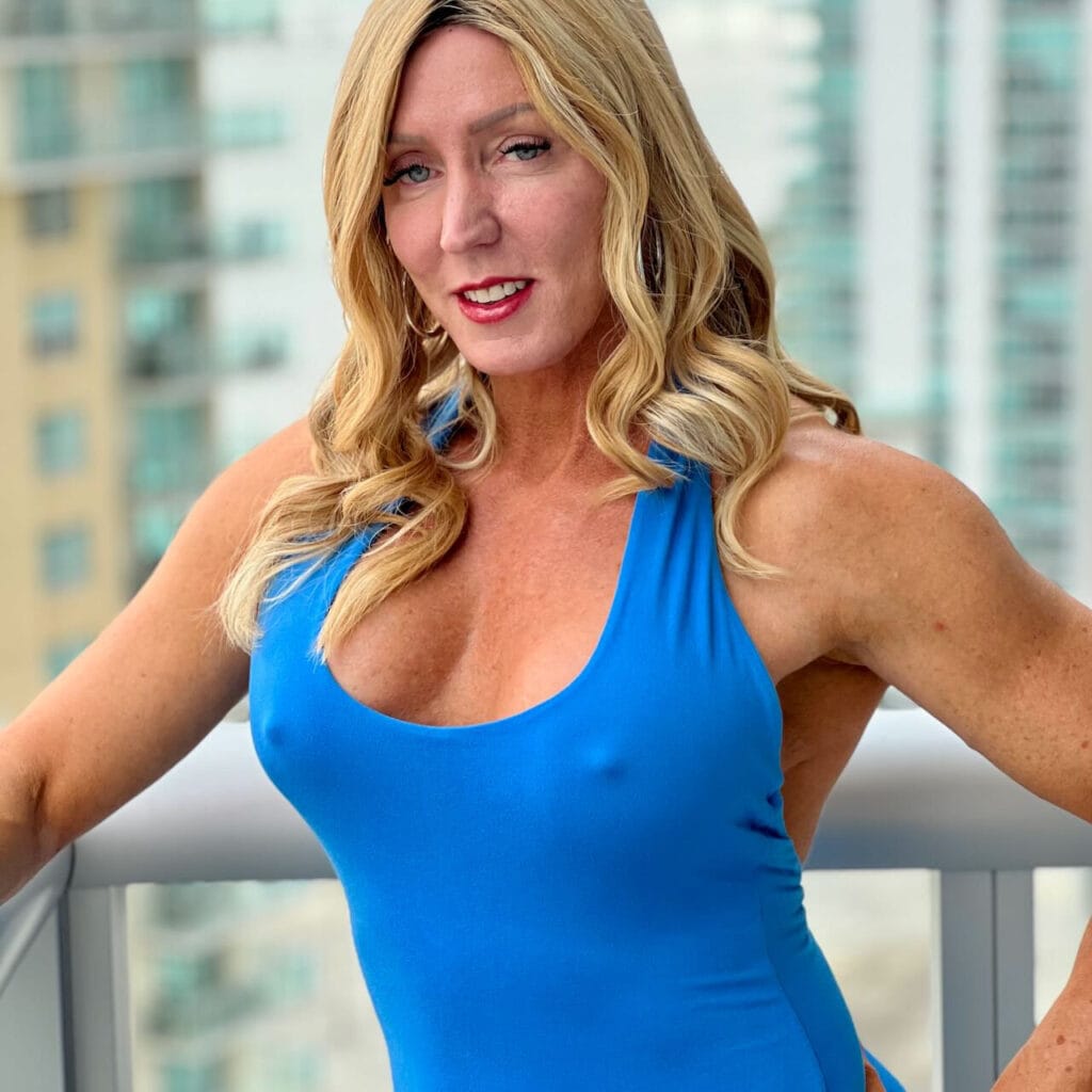 Jewels OnlyFans - @fitwifejewels