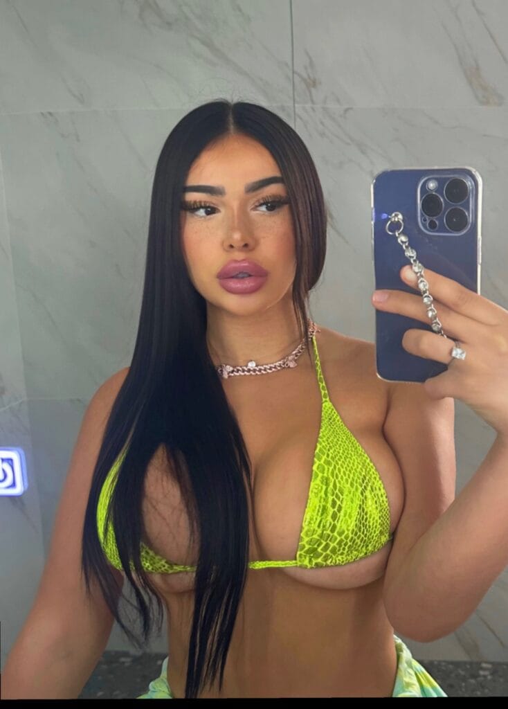 Gabybaby OnlyFans - @gabybabyy
