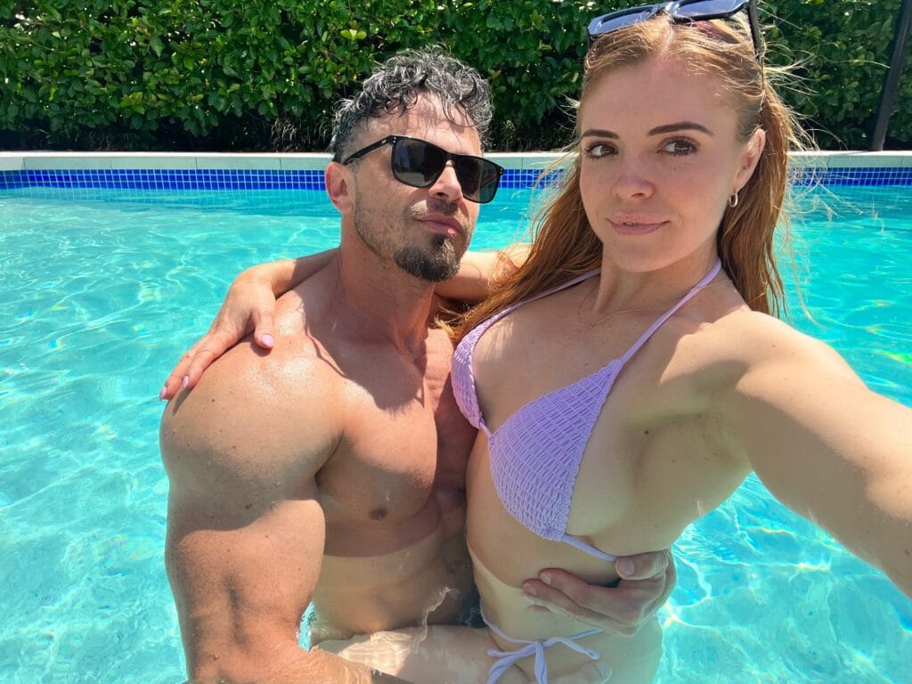 Stace & Ty (NO PPV Page) OnlyFans - @hotcoupleonshowvip